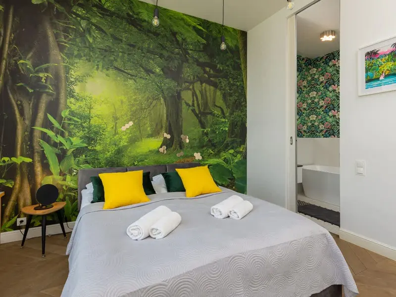 Elegant Apartment with a Large Terrace Two Parking Spaces Remote Working – photo 3