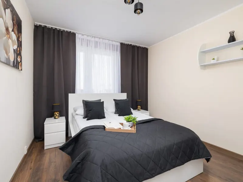 Przestronny Apartament dla 6 Osób | Balkon | 3 Sypialnie – zdjęcie 1