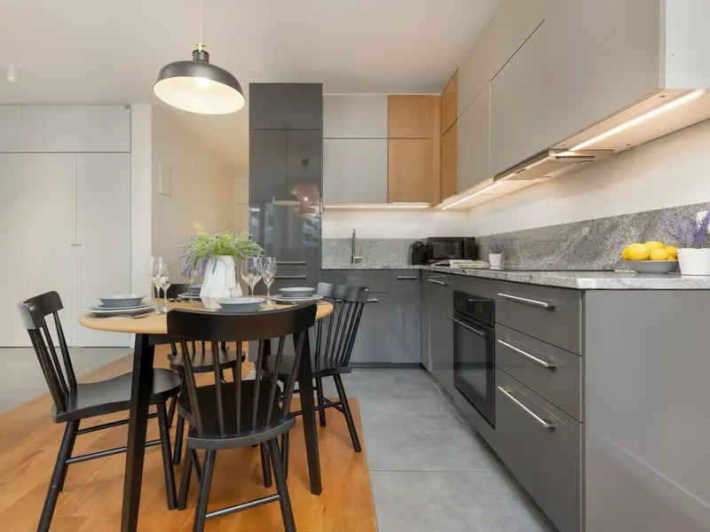 Elegante Wohnung in Wola | Klimaanlage und Balkon – Foto 4