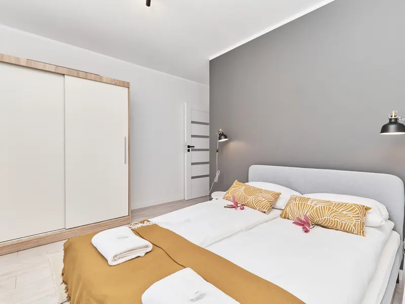 Familiensuite | Zwei Schlafzimmer und Parkplatz – Foto 4
