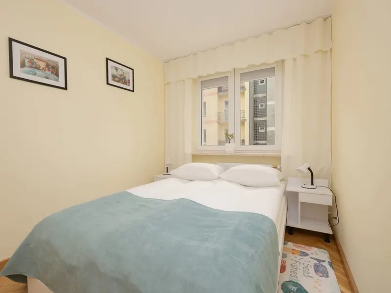 Spacious Apartment | 2 Bedrooms and Balcony close to the Center – photo 2