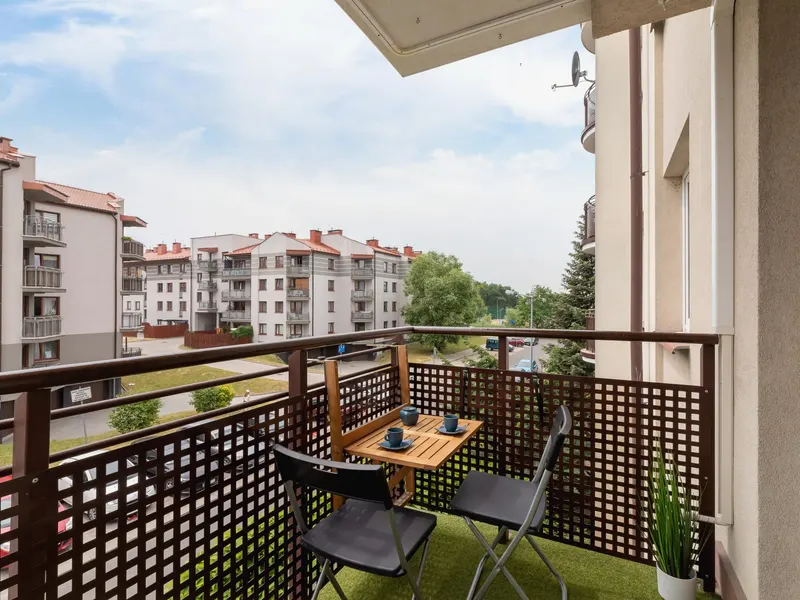 Komfortowy Apartament z Balkonem | Parking, Miejsce do Pracy – zdjęcie 3