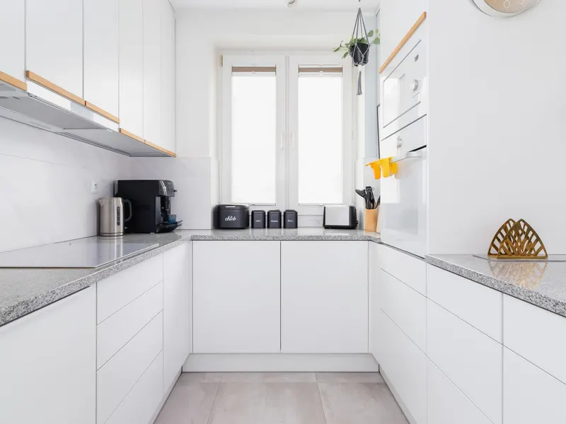 Komfortowy Apartament z Balkonem | Parking, Miejsce do Pracy – zdjęcie 4