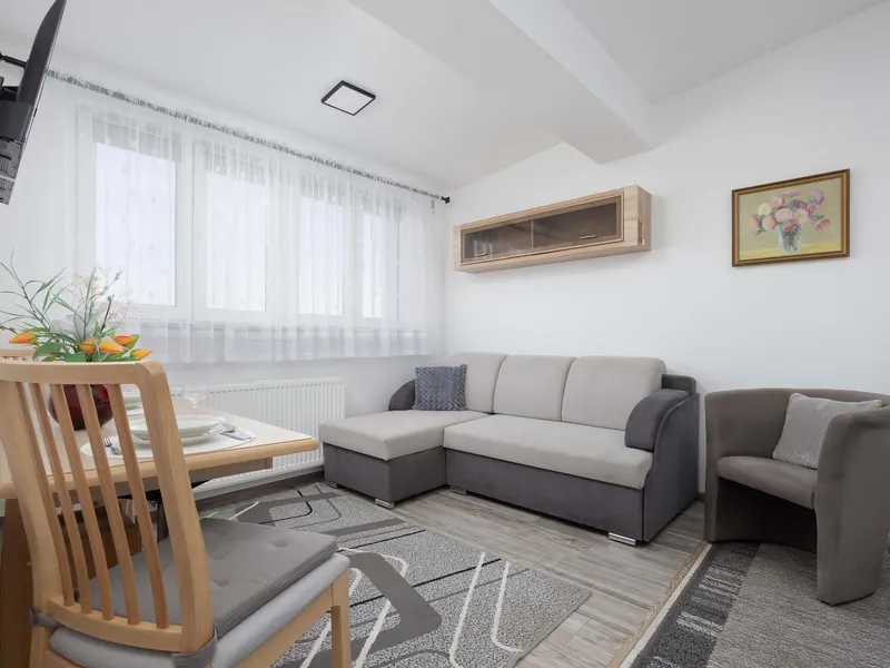 Modernes Apartment | Separates Schlafzimmer | Stadtblick – Foto 1