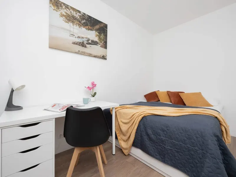 Stylowy Apartament na Pradze | Miejsce do Pracy – zdjęcie 2