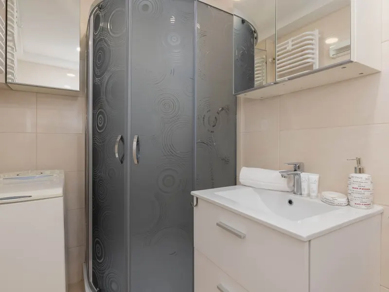 Przestronny Apartament dla 6 Osób | Balkon | Blisko Morza – zdjęcie 5