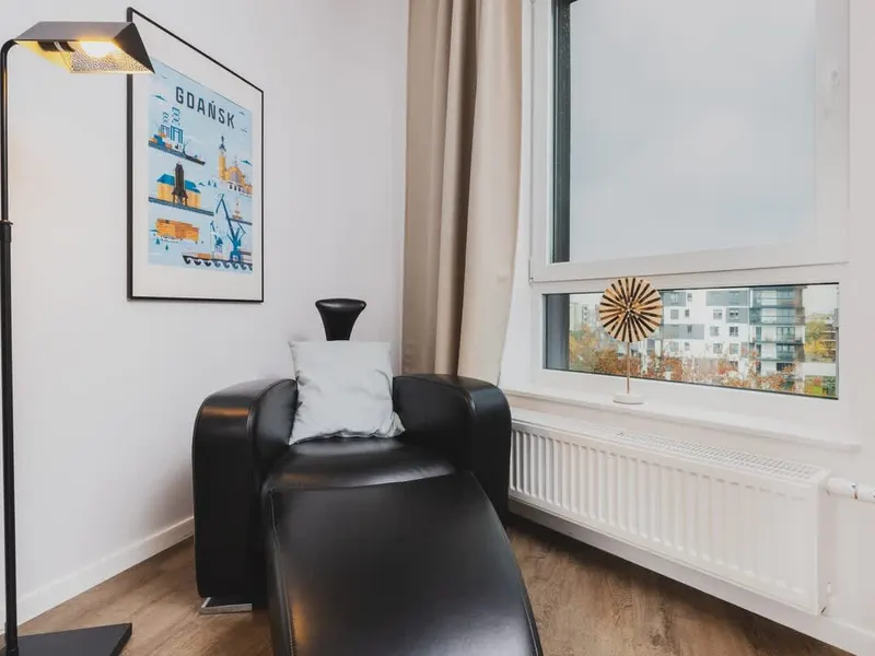 Modernes Studio | Fitnessstudio und Parkplatz | Nähe zum Geschäft – Foto 4