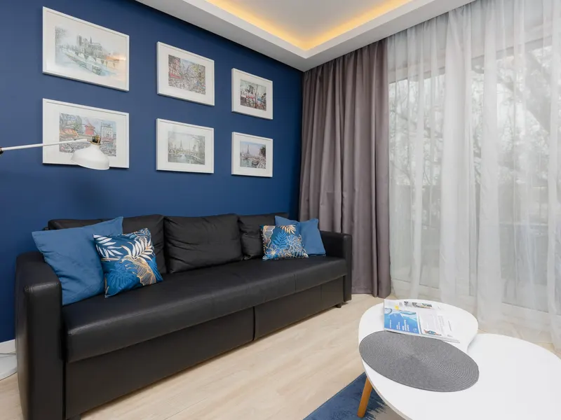 Modern Apartment with Balcony | Close to the Metro – photo 1