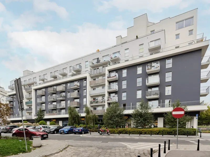 Słoneczny Apartament | Balkon, Smart TV, Blisko Metra – zdjęcie 5