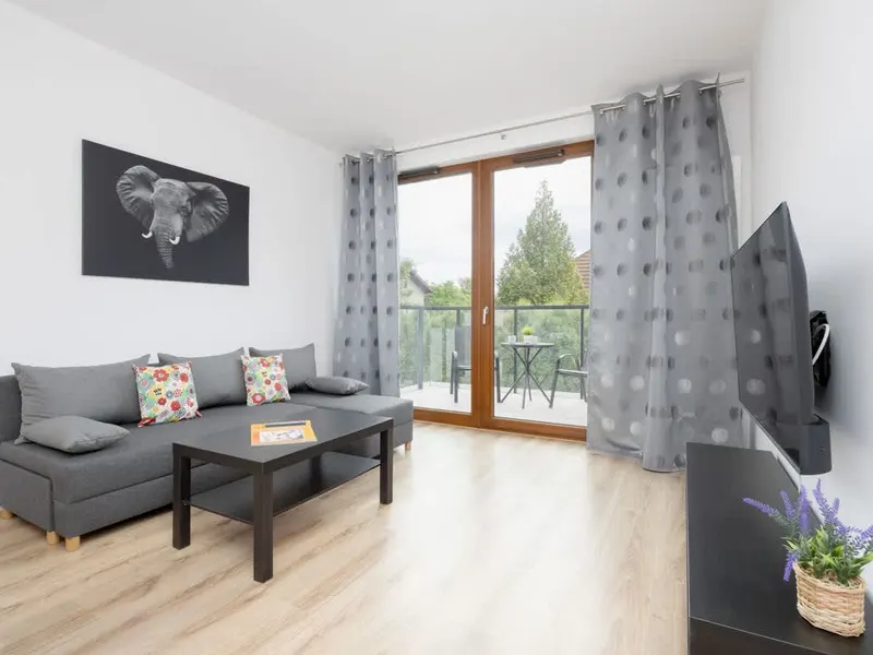 Practical Apartment | Parking and Workspace – photo 1