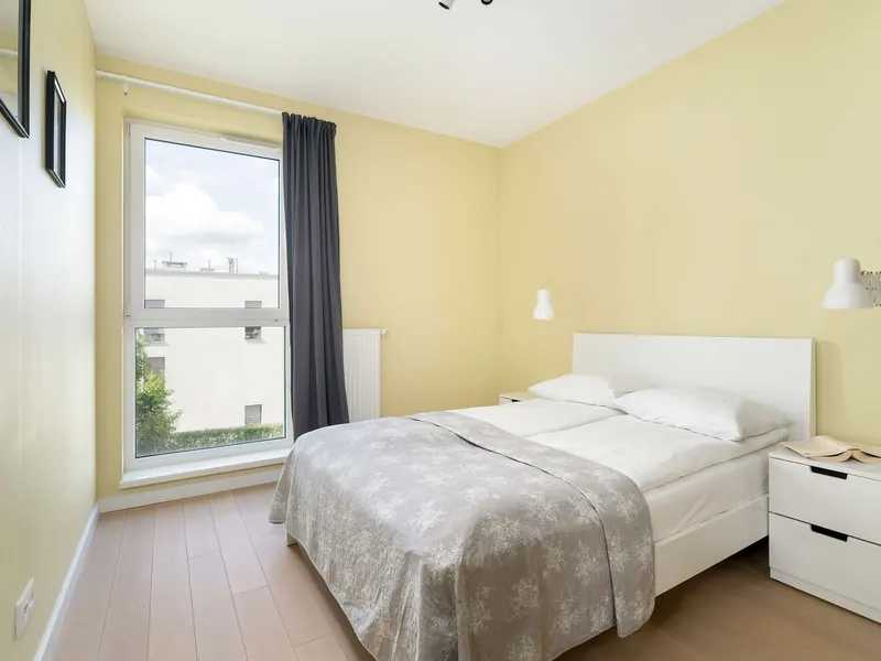 Komfortowy Apartament w Poznaniu | Balkon i Parking Podziemny – zdjęcie 2