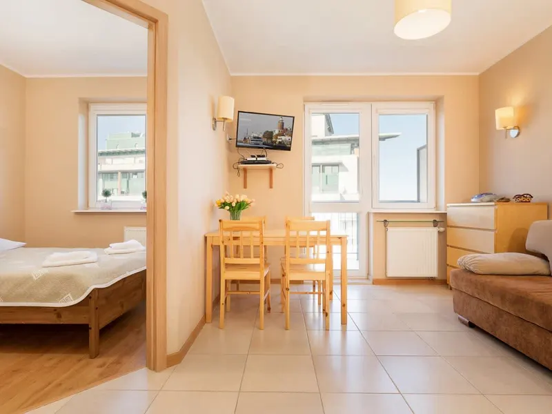 Przytulny Apartament z Balkonem | 800 m do Plaży – zdjęcie 1