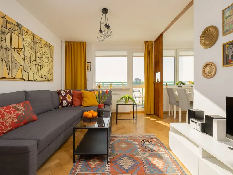 Cozy Apartment with Balcony | 2 Bedrooms | Close to Metro. – photo 1