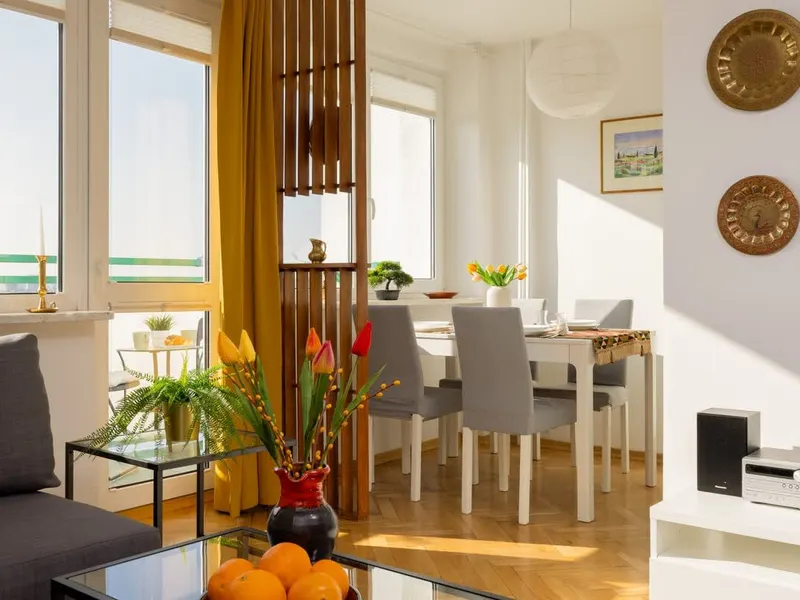 Cozy Apartment with Balcony | 2 Bedrooms | Close to Metro. – photo 3