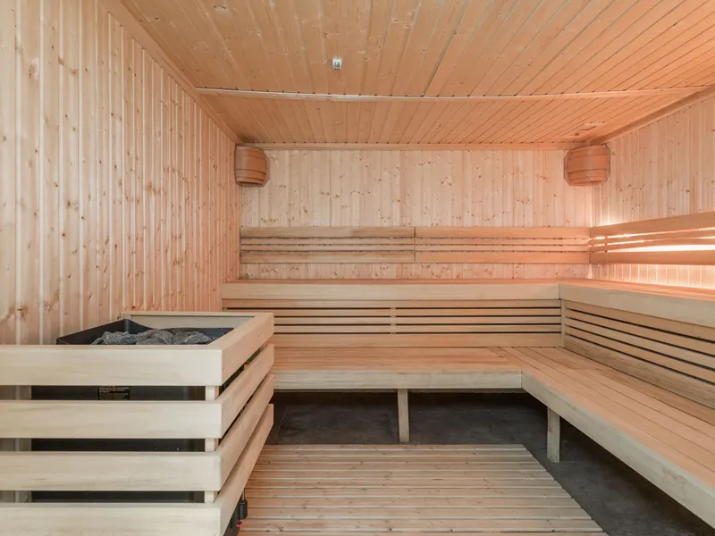 Comfortable Apartment with Balcony | Pool, Sauna and Parking – photo 4