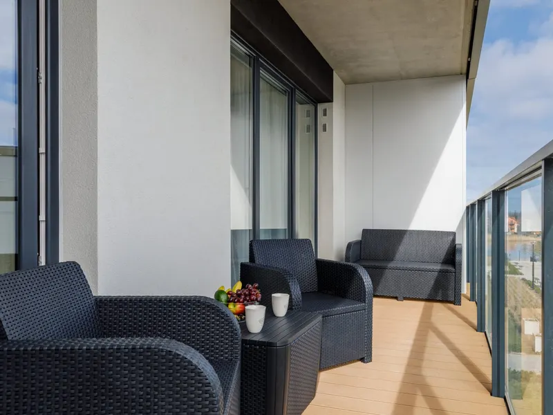 Stylish Apartment with Balcony | Pool, Spa and Parking – photo 5