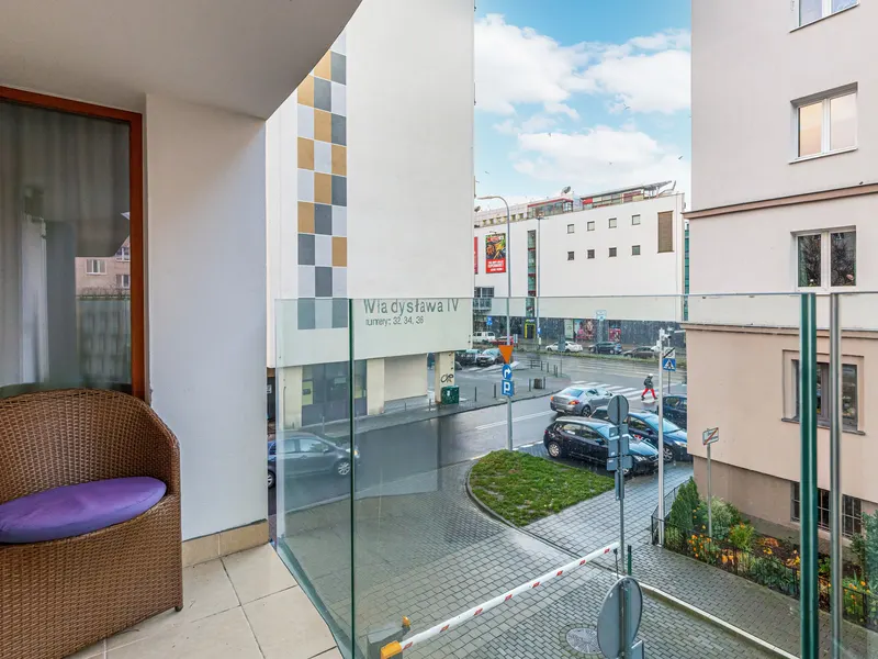 Przestronny Apartament w Centrum | Parking i Balkon – zdjęcie 3