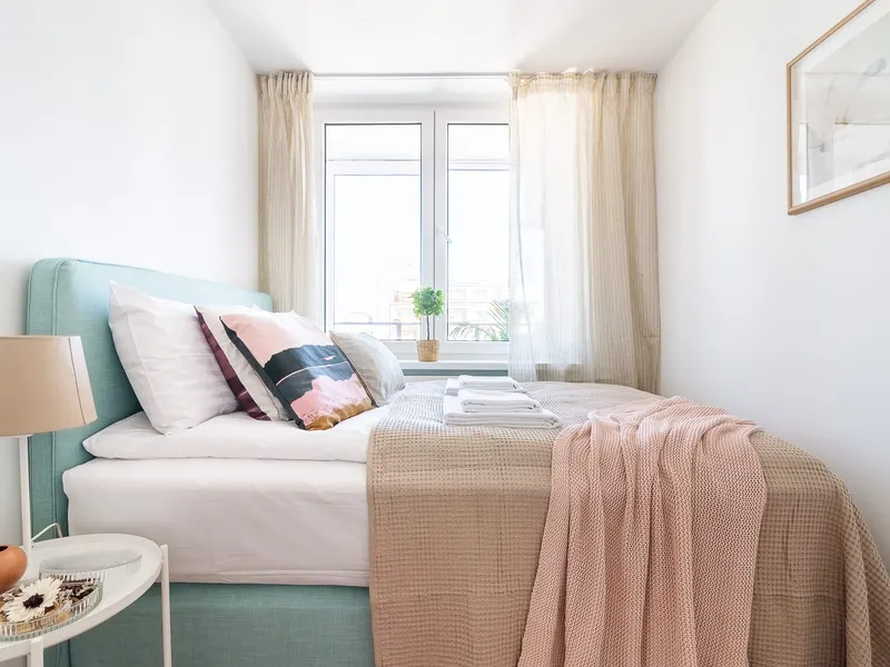 Comfortable Apartment | Air Conditioning, Balcony, Close to Metro – photo 3