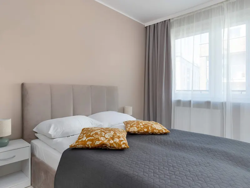 Rodzinny Apartament | Balkon, Miejsce do Pracy, Blisko Starego Miasta – zdjęcie 1