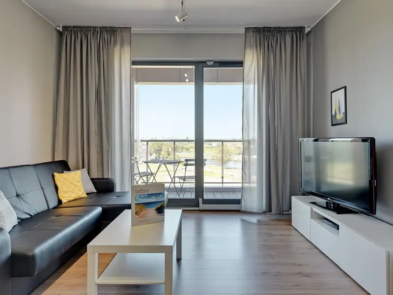 Modern Apartment | View of the Motlawa River and Parking – photo 1