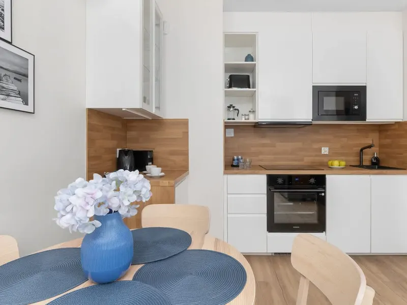 Stylish Apartment with Balcony | Parking & Air Conditioning – photo 3