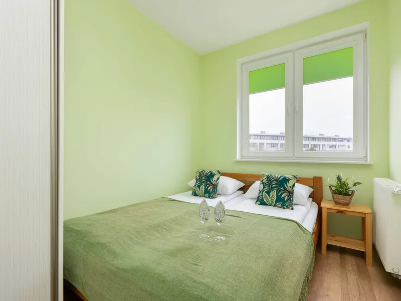 Funkcjonalny Apartament z Balkonem | Parking | Blisko Plaży – zdjęcie 2
