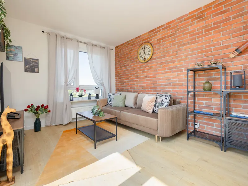 Przestronny Apartament dla 4 osób | Balkon i Parking – zdjęcie 1
