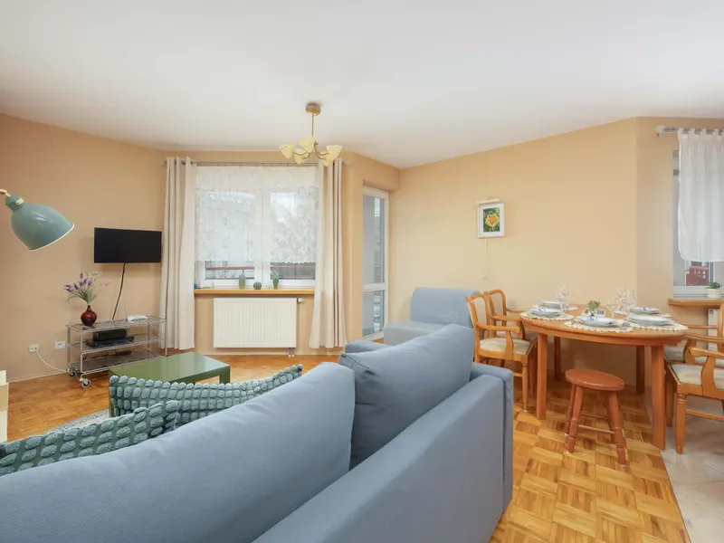 Cozy Apartment | Balcony, Close to Metro, Place to Work – photo 3