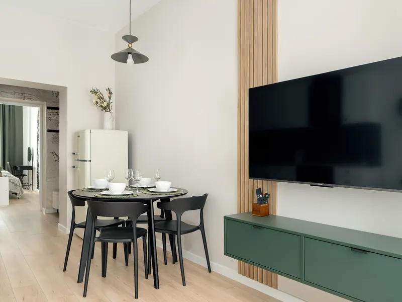 Jasny Apartament | Biurko do Pracy | Blisko Starego Browaru – zdjęcie 5