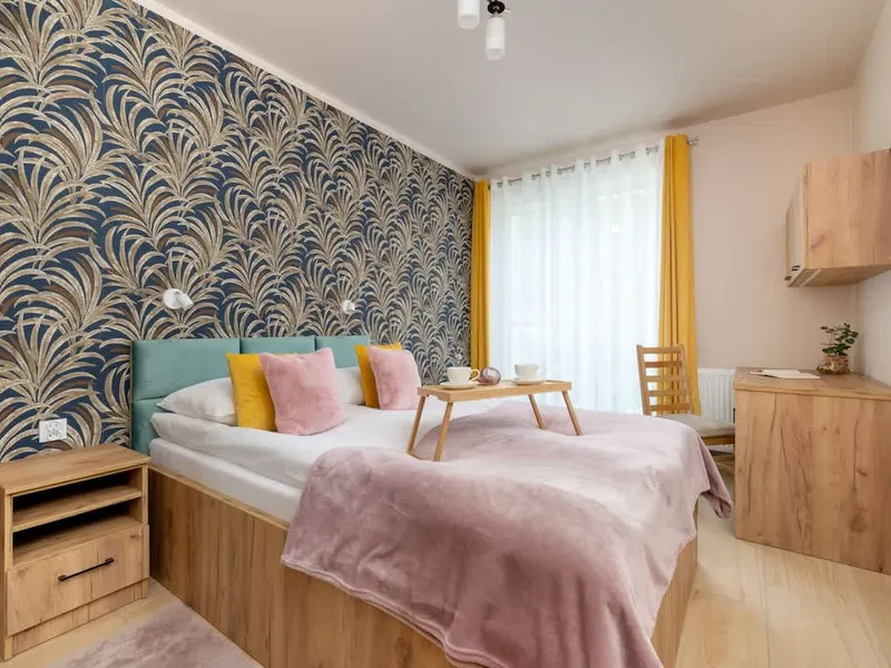 Stylish Apartment in the Center | Parking | Workspace – photo 2