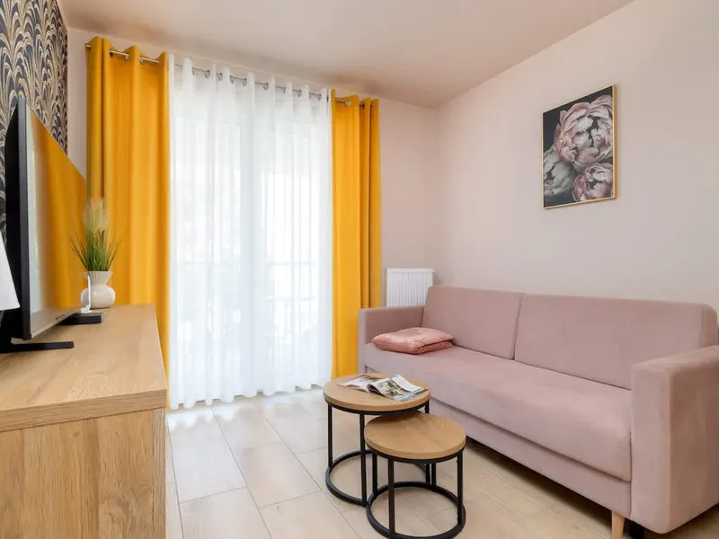 Stylish Apartment in the Center | Parking | Workspace – photo 1