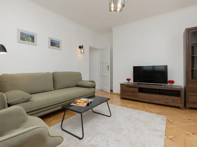Helles Appartement für 4 Personen | In der Nähe des Parks und der U-Bahn-Station – Foto 1