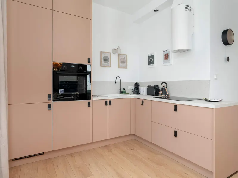 Stylowy Apartament w Centrum | Balkon, blisko Starego Miasta – zdjęcie 3