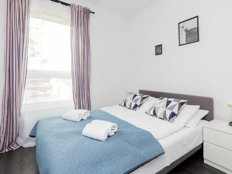 Przestronny Apartament z 3 Sypialniami | Garaż | Dla Rodzin – zdjęcie 2
