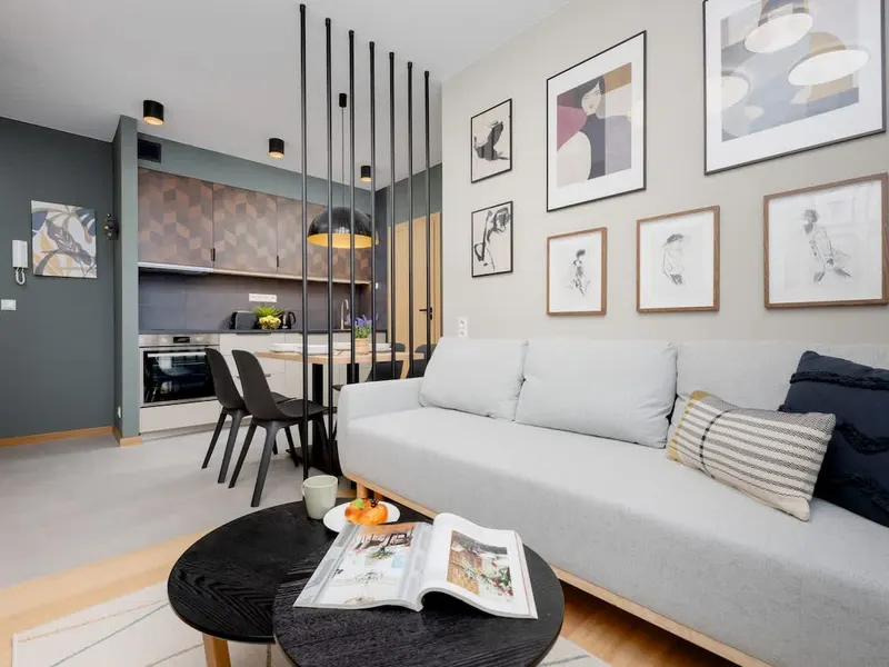 Słoneczny Apartament na Mokotowie | 2 Sypialnie | Blisko Parku – zdjęcie 1