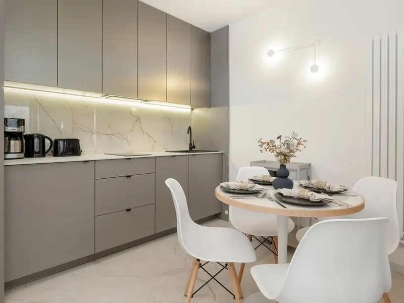 Elegancki Apartament w Centrum | Parking, Balkon – zdjęcie 3