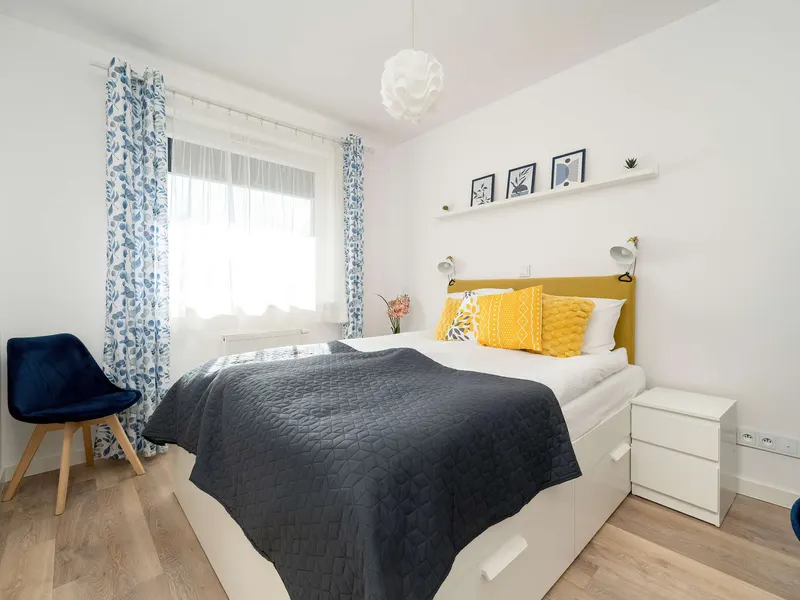 Nowoczesny Apartament dla 4 Osób | Parking, Balkon, Praca Zdalna – zdjęcie 2