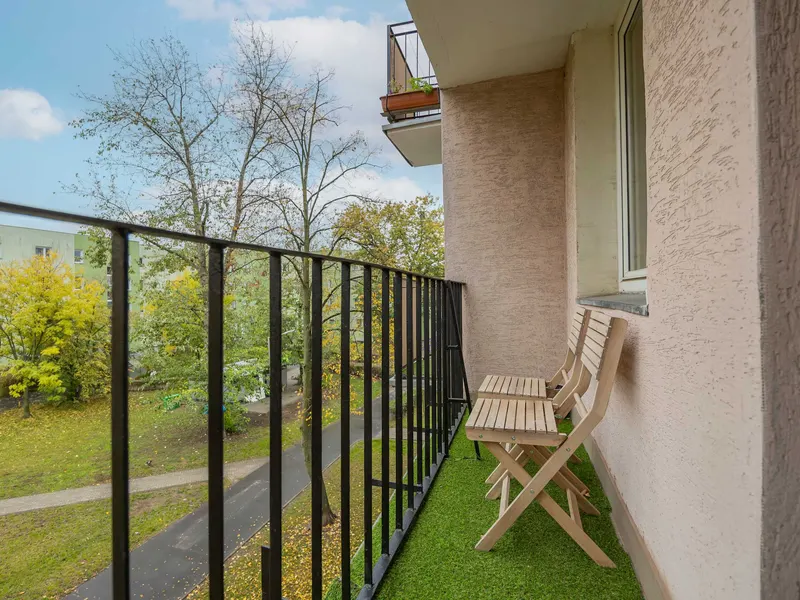 Spacious Apartment for Family | Balcony and Close to Metro – photo 5
