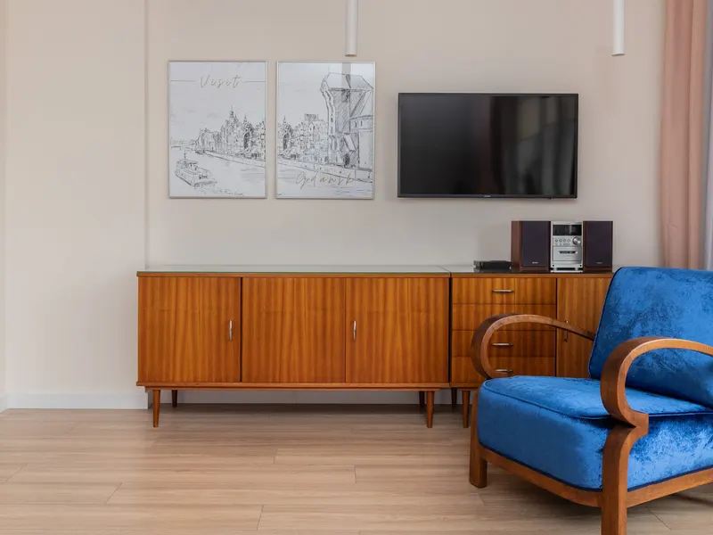 Jasny Apartament z Balkonem | 5 minut do Plaży – zdjęcie 2