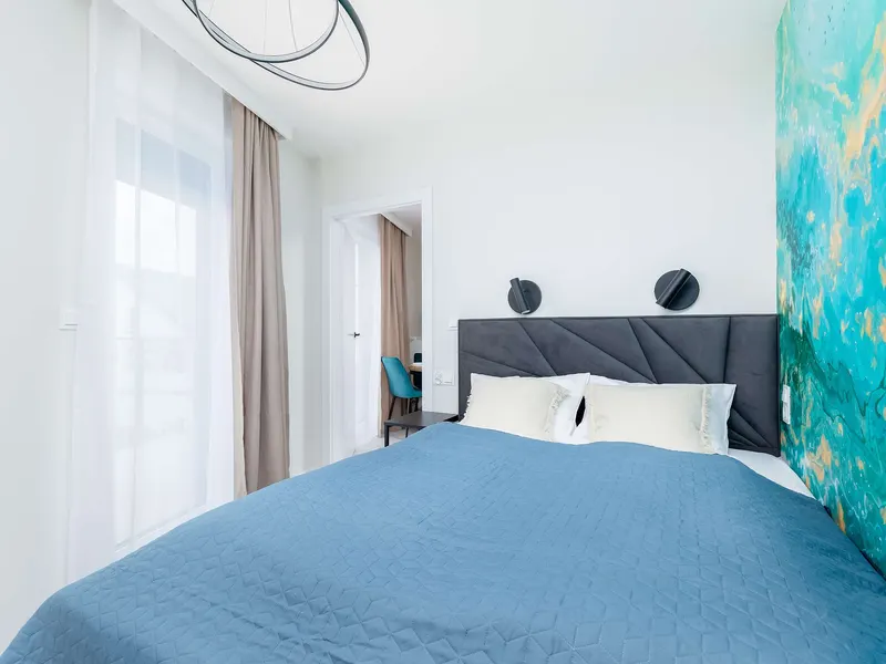 Stylowy Apartament | 200 m do Plaży, Balkon i Klimatyzacja – zdjęcie 2