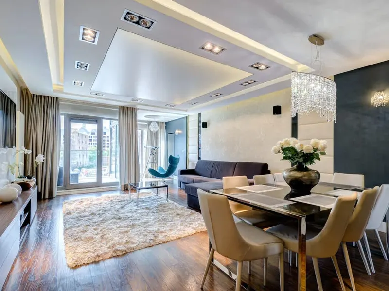 Spacious Apartment | Parking, Pool, River View – photo 1