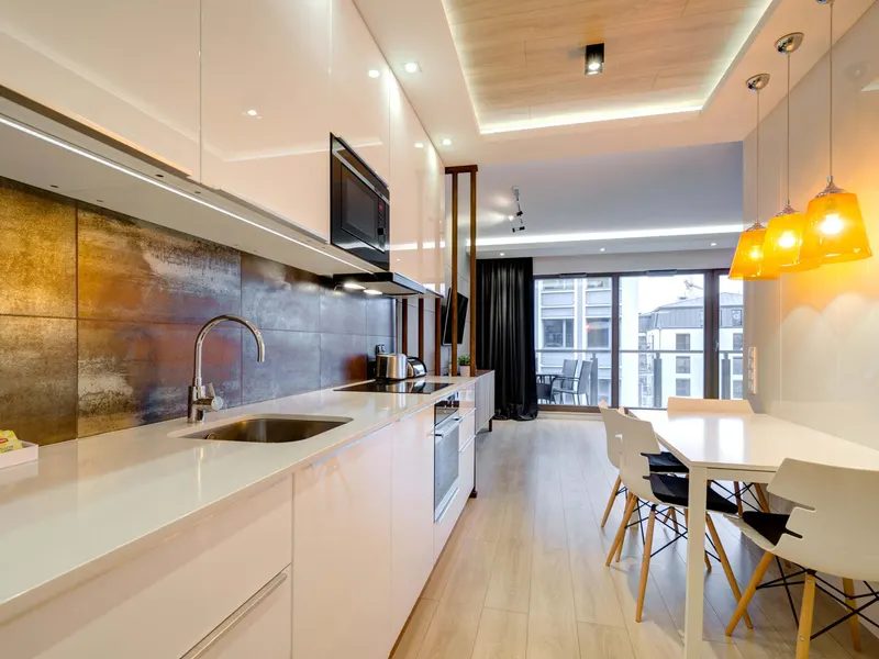 Stilvolle Wohnung in der Altstadt | Balkon, Pool und Spa-Bereich – Foto 4