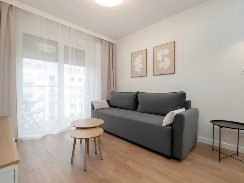 Stilvolle Wohnung mit Balkon | Nähe Maltasee – Foto 1
