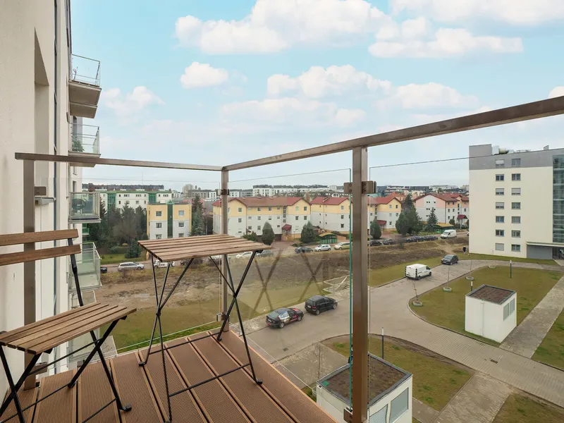 Stilvolle Wohnung mit Balkon | Nähe Maltasee – Foto 4