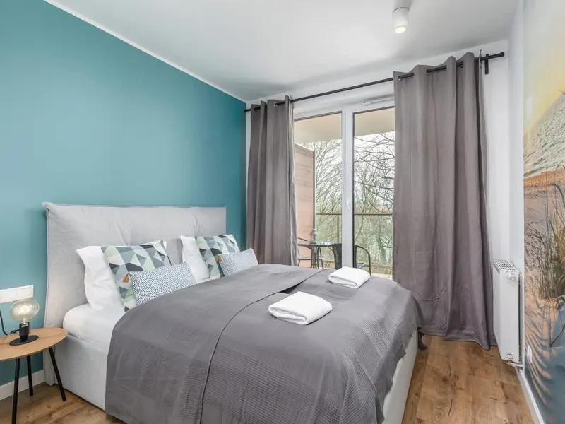 Helles Appartement mit Balkon | Parkplatz | Nähe zum Fluss – Foto 2