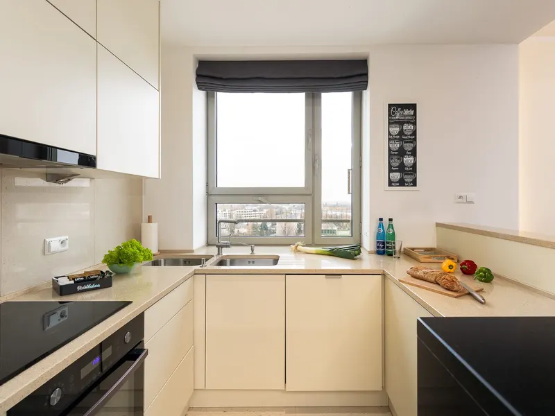 Spacious Flat | Private Balcony – photo 3
