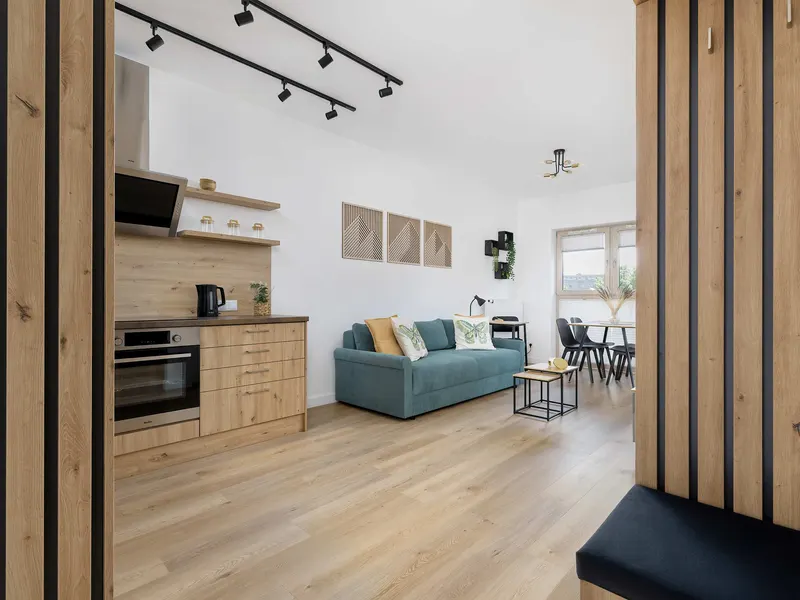 Helle Wohnung in Zentrumsnähe | Balkon und Parkplatz – Foto 1