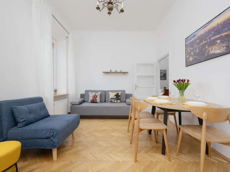 Apartment in the Heart of Warsaw | Old Town and Vistula Boulevards – photo 1