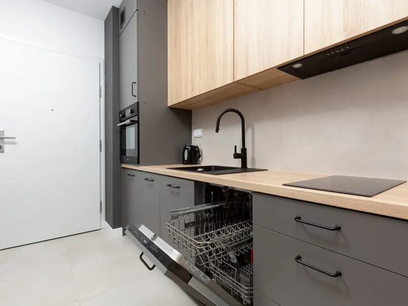 Stylish Studio with Air Conditioning | 350 m to Metro – photo 5