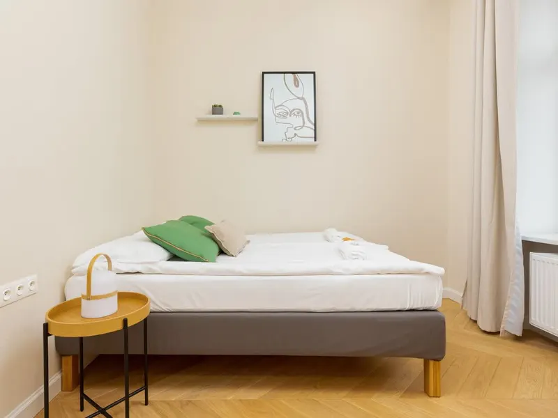 Modern Apartment with Balcony | Close to Metro and Stadium – photo 3